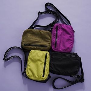 ISO BAGGU CROSSBODY SPORT BAG